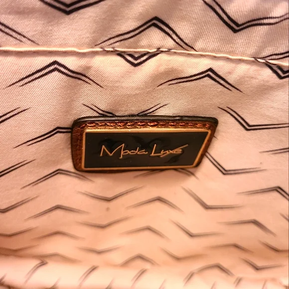 MODA LUXE BAG~NWOT ~🎊HP🎊 - Picture 12 of 15